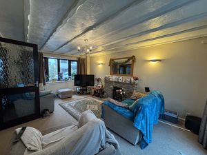 LOUNGE TO FRONT- click for photo gallery